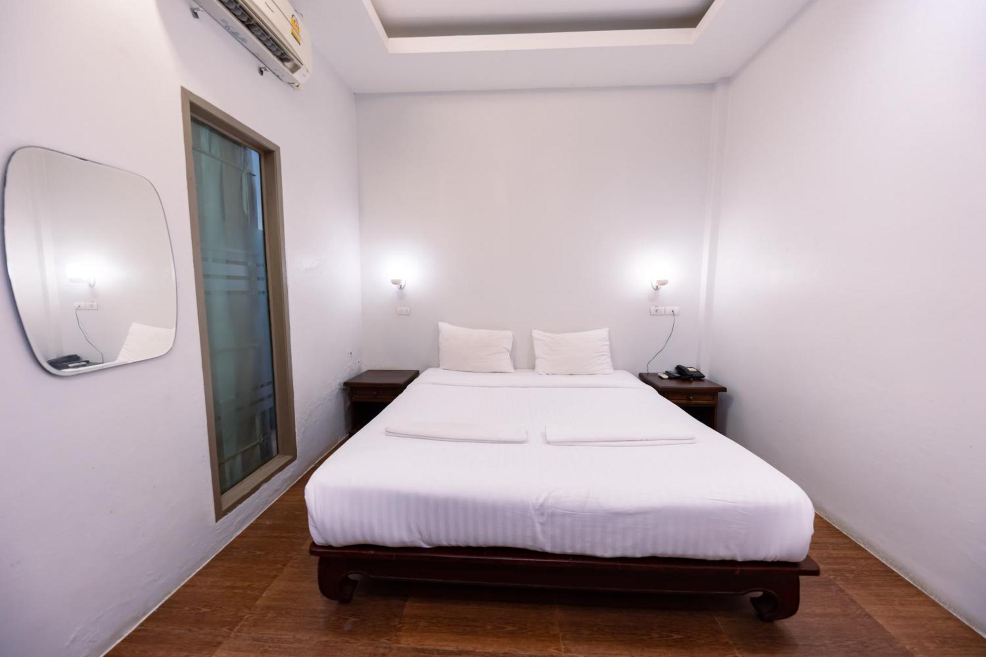 Sleep Hotel - Sha Certified Surat Thani Exterior foto