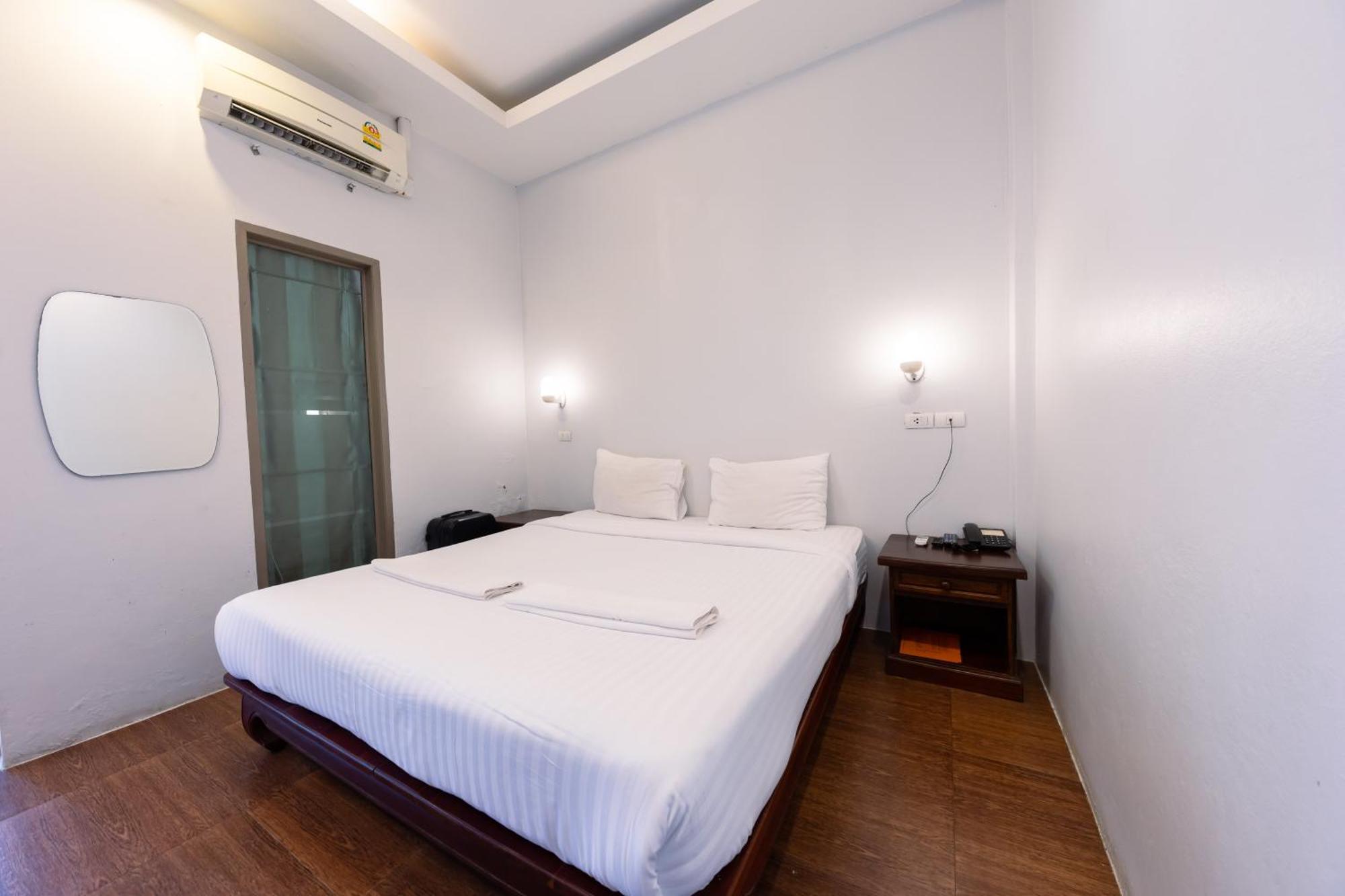 Sleep Hotel - Sha Certified Surat Thani Exterior foto