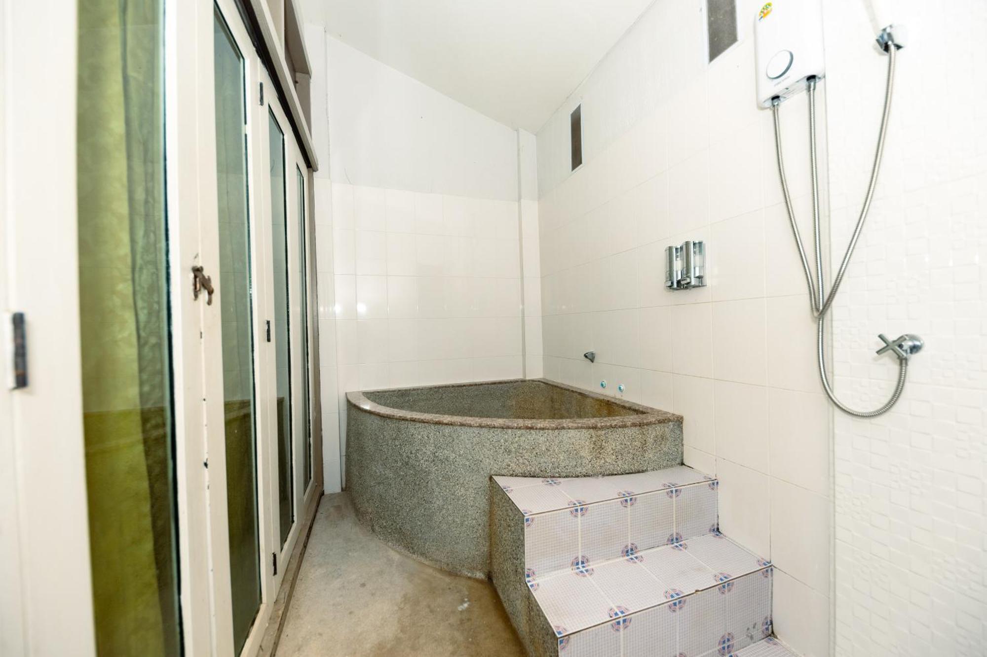 Sleep Hotel - Sha Certified Surat Thani Exterior foto
